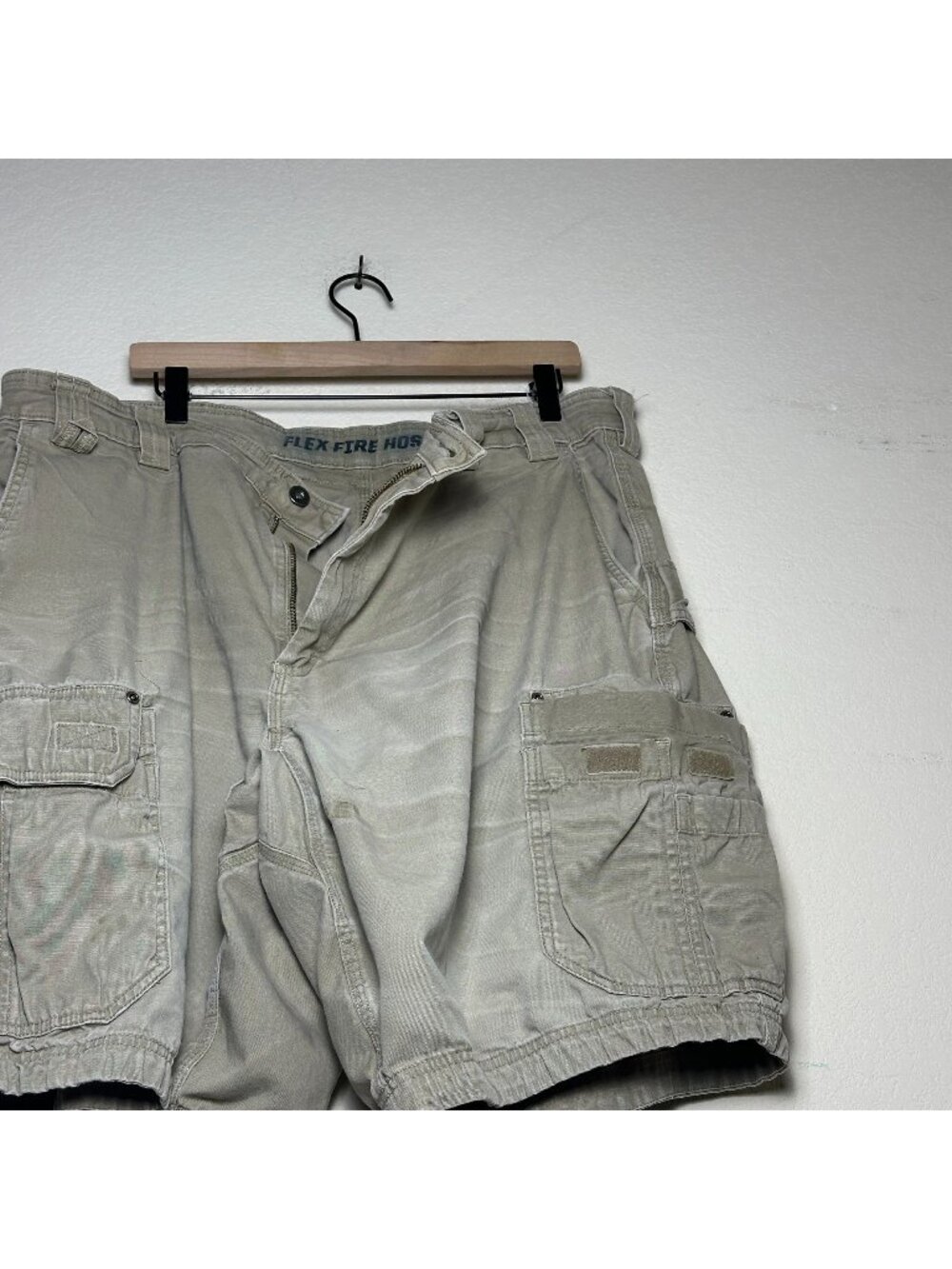 Duluth Cargo Men 42 Shorts Distressed Durable Relaxed Workwear Utility Baggy